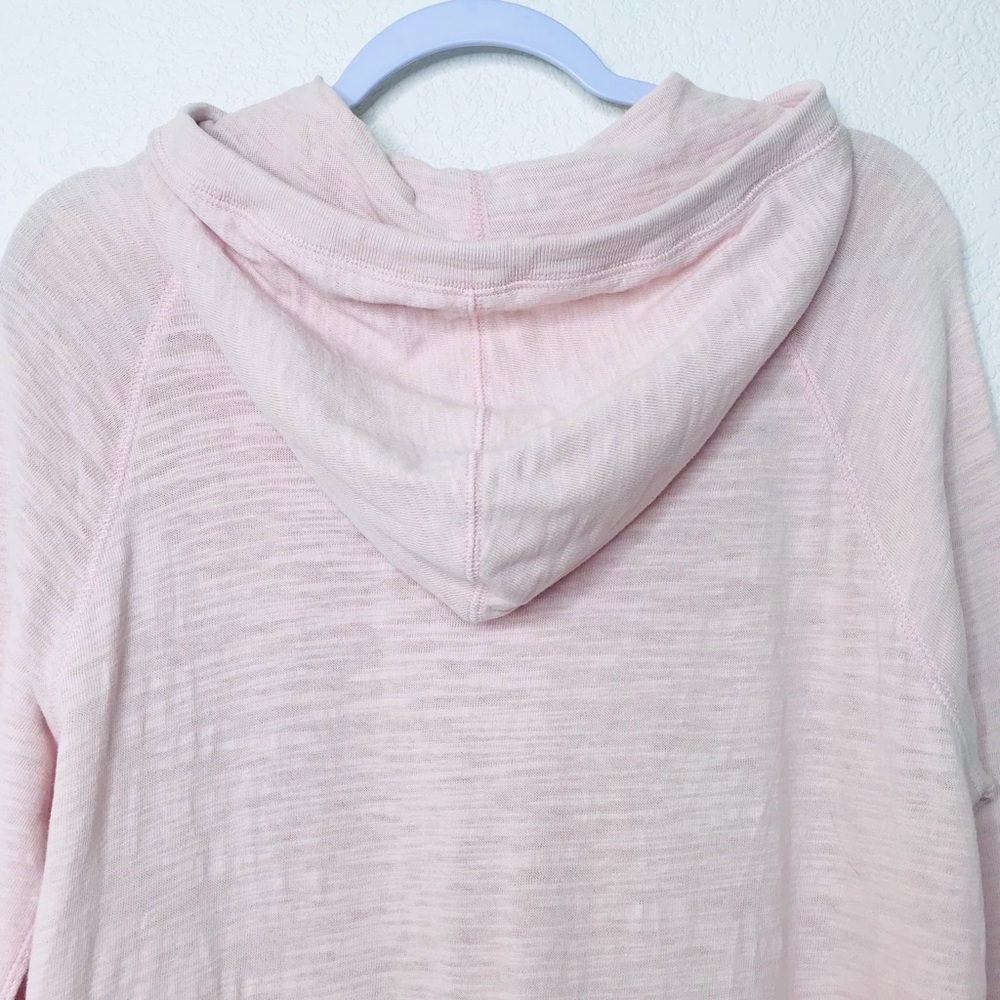 FAHERTY Sunwashed Organic Cotton Slub Knit Hoodie Light Pink - Picture 10 of 13